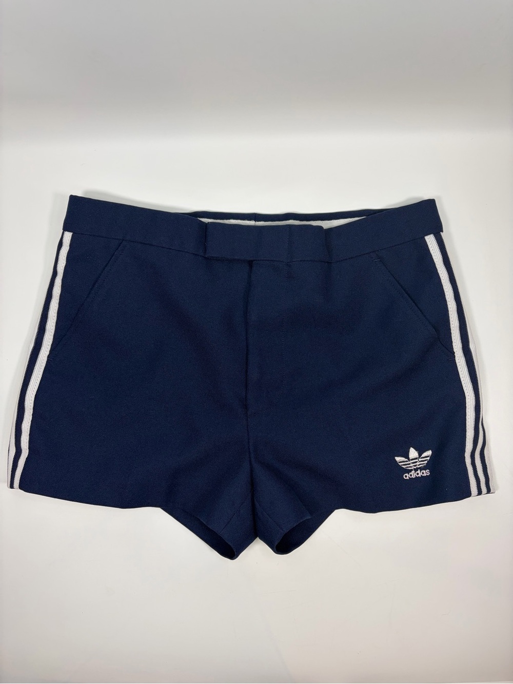 Vintage 70s/80s Adidas Tennis Shorts Twill Side Stripe Navy/White Size 34 Clean